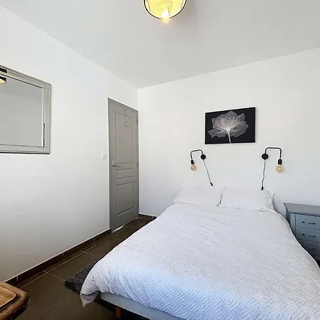 Vakantiehuis A 150m De La Avec Piscine Et Wifi Gratuit - Fr-1-361-8 *