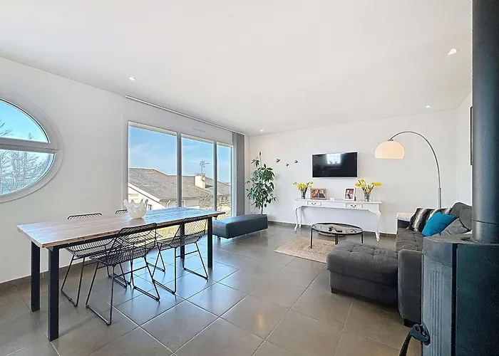 à 150m De La Avec Piscine Et Wifi Gratuit - Fr-1-361-8 Hébergement de vacances *